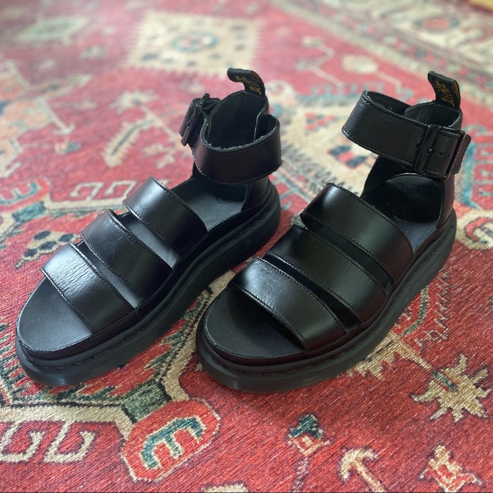NWOT CLARISSA II WOMEN'S LEATHER STRAP SANDALS